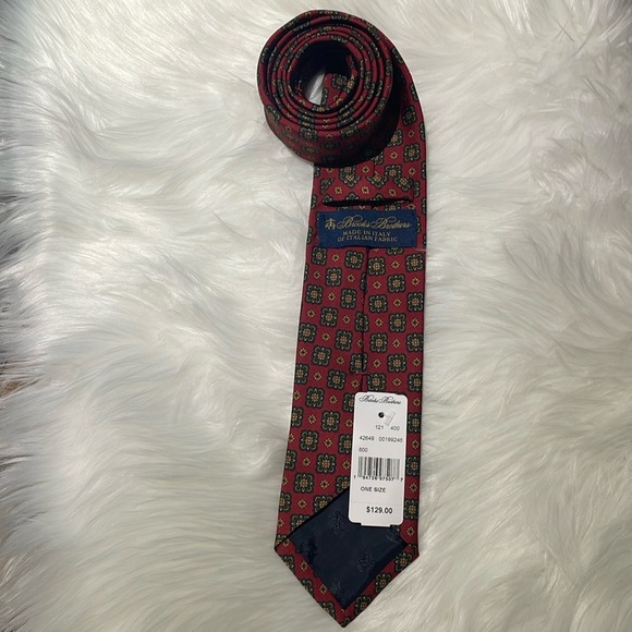 100% Silk Tie - Picture 6 of 7